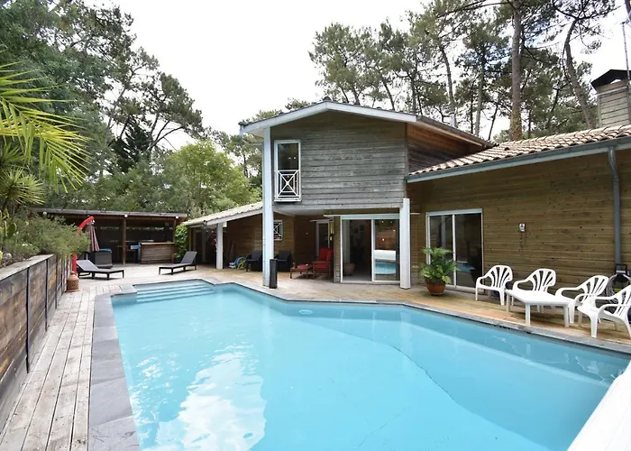 Thais - Hossegor Tres Agreable Avec Piscine Situee Dans Un Quartier Residentiel Villa