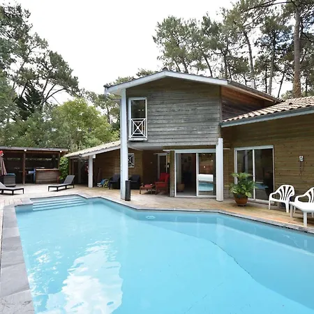 Thais - Hossegor Tres Agreable Avec Piscine Situee Dans Un Quartier Residentiel Villa