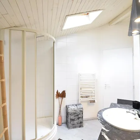 Thais - Hossegor Tres Agreable Avec Piscine Situee Dans Un Quartier Residentiel *